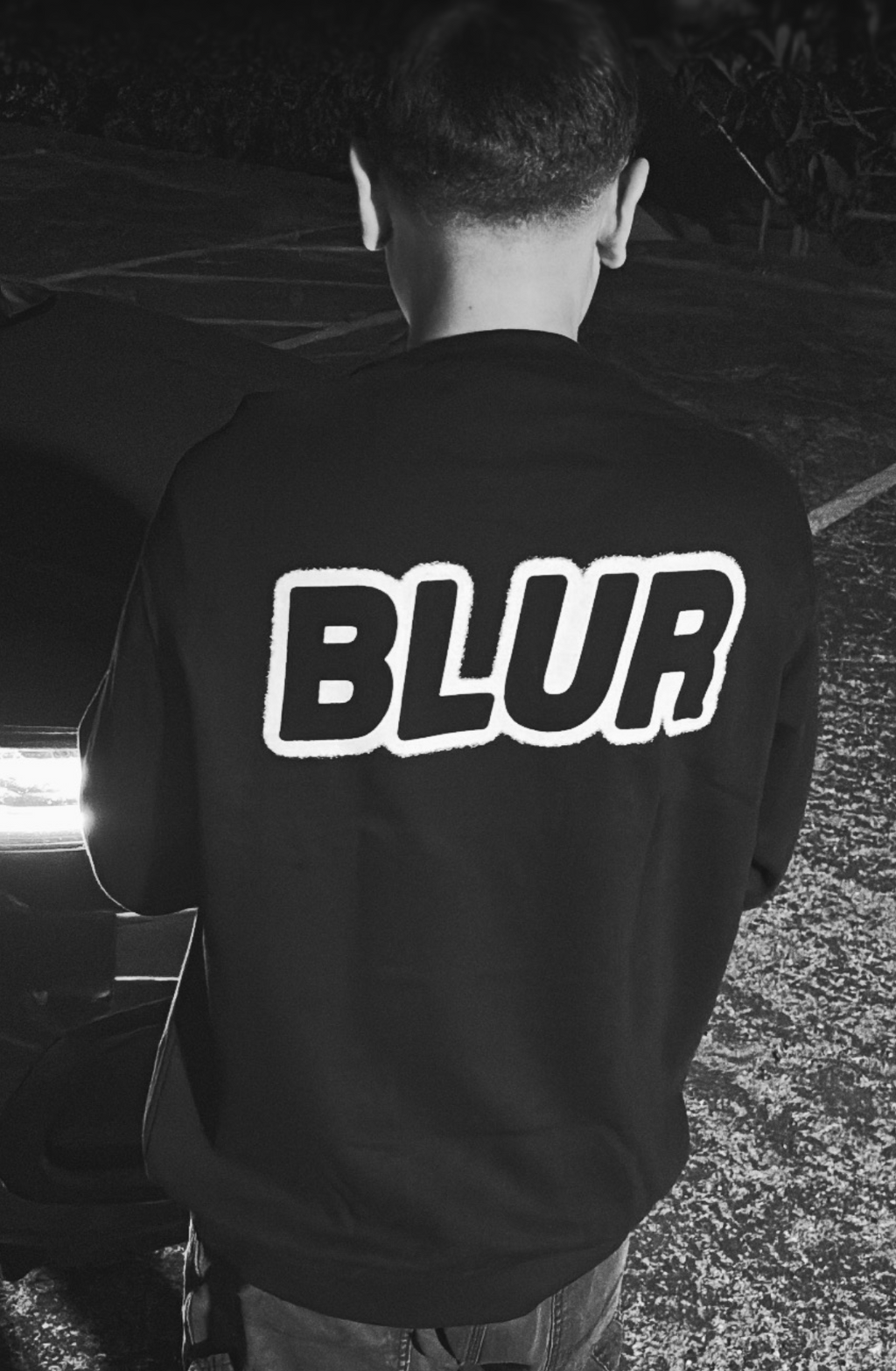 BLUR GLOW CREWNECK